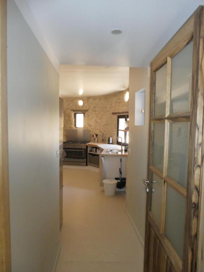 L'Auguste Maison D'Hotes Valensole Esterno foto