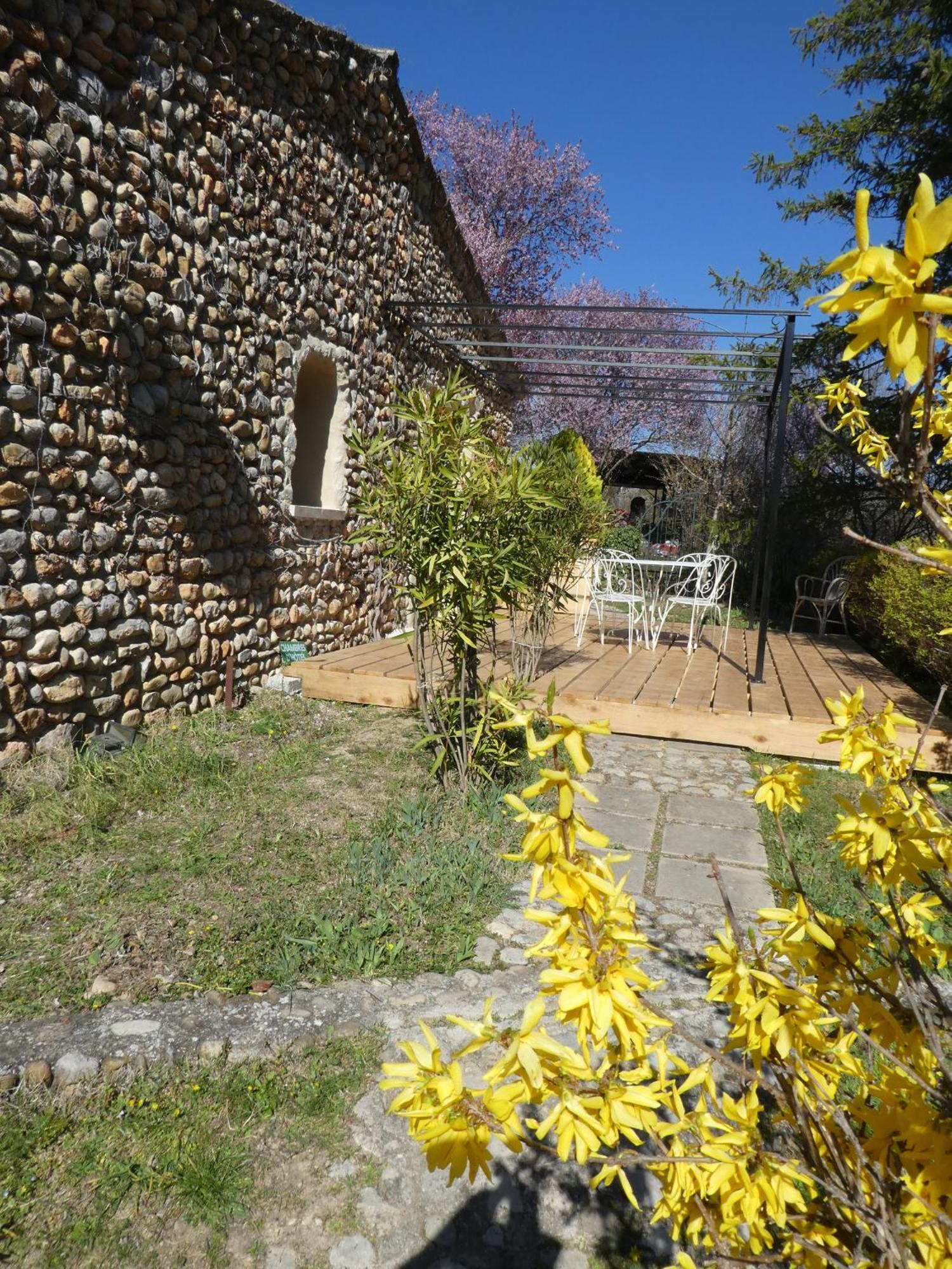 L'Auguste Maison D'Hotes Valensole Esterno foto